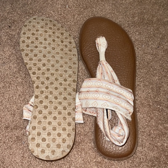 Sanuk’s - Picture 2 of 2